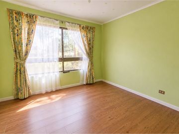 CASA SECTOR JARDINES DEL SUR 4D 3B