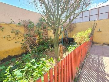 CASA SECTOR JARDINES DEL SUR 4D 3B