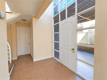 CASA SECTOR JARDINES DEL SUR 4D 3B