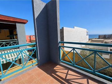 CASA SECTOR JARDINES DEL SUR 4D 3B