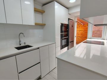 Renovada CASA en Villa Alemana