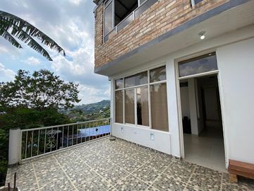 ARRIENDO de APARTAMENTO en CALI
