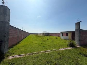 Terreno habitacional en venta en San Miguel Totocuitlapilco, Metepec, México
