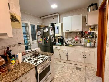 Alquiler Casa de 3 Dormitorios en Vicente López con patio