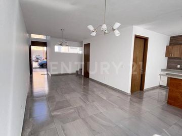 VENTA DE CASA EN PUEBLA, FORJADORES.