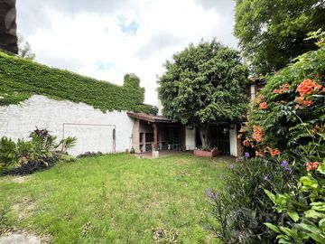 Venta casa de 6 ambientes en Villa Bosch