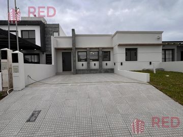 Casa a estrenar en venta - Docta Etapa 3
