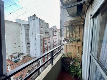 VENTA - Departamento 1 ambiente con balcóna metros del Paseo Aldrey - Mar del Plata