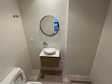 Impecable monoambiente a estrenar c/balcón