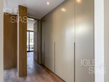 Casa en venta y alquiler al río El Yacht, Nordelta