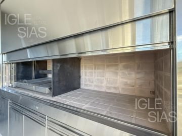 Casa en venta y alquiler al río El Yacht, Nordelta