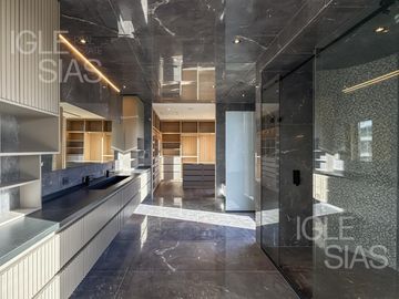 Casa en venta y alquiler al río El Yacht, Nordelta