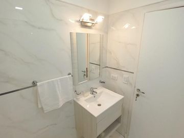 RESERVADO Departamento 3 ambientes reciclado con balcón a la calle - Centro Mar del Plata