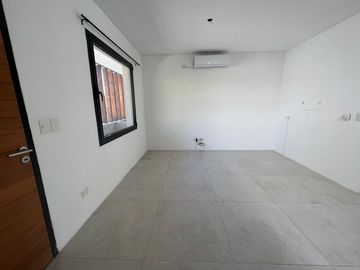 Departamento en  venta en Highland park, Pilar.