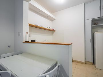 Planta Baja al frente con patio - AMOBLADO en EXELCENTE UBICACIÓN