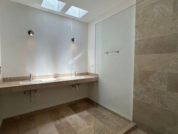En venta, Casa dentro de privada en Santa Gertrudis Copó