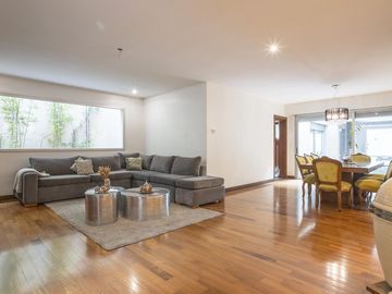 VENTA Casa en Macrocentro PERMUTO