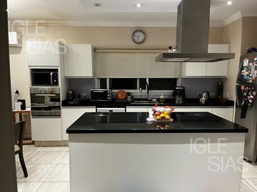 Casa en venta y alquiler amoblada en Las Tipas, Nordelta