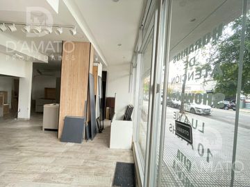 Local en Monte Castro