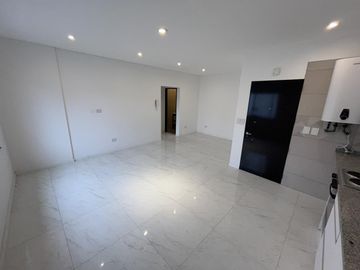 Departamento dos ambientes en ALQUILER - Sarandi