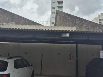 Cochera en Lomas De Zamora
