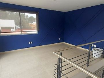 HERMOSA CASA EN CONDOMINIO EN OLIVAR DE LOS PADRES