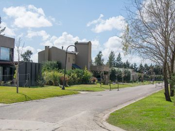 Casa en Barrio Cerrado La Montura Alquiler anual o Temporal