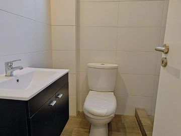 Departamento 1 ambiente a la calle