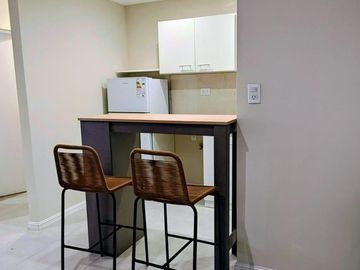 Departamento 1 ambiente a la calle