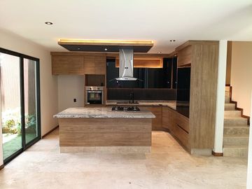 CASA EN VENTA EN SAN ANGEL V