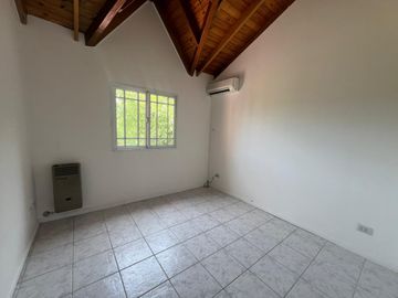Casa en alquiler en barrio La Casualidad Pilar