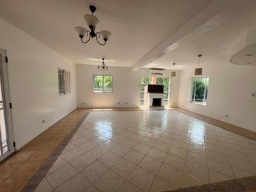 Casa en alquiler en barrio La Casualidad Pilar