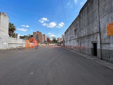 Terreno Venta y Alquiler en Moron Centro