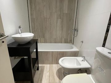 Alquiler de Oficina 2 Ambientes en Ramos Mejia  Muy Buen Estado Ideal Uso Profesional o Vivienda
