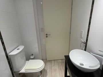 Alquiler de Oficina 2 Ambientes en Ramos Mejia  Muy Buen Estado Ideal Uso Profesional o Vivienda