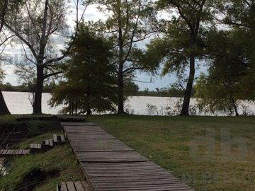 Casa en venta Chacras del Parana