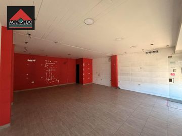 Local comercial en Hipolito Yrigoyen al 8300