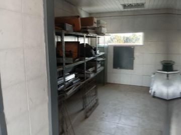 Edificio Comercial en Lujan
