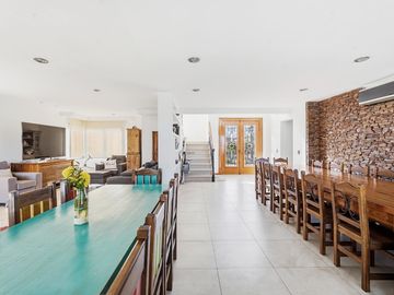 VENTA CASA 5 AMBIENTES EN SAN BENITO VILLANUEVA CON SALIDA AL RIO