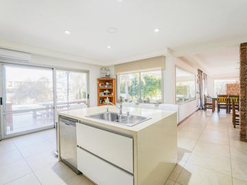 VENTA CASA 5 AMBIENTES EN SAN BENITO VILLANUEVA CON SALIDA AL RIO