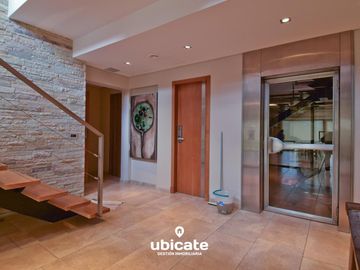 Hermosa casa en venta en Arelauquen