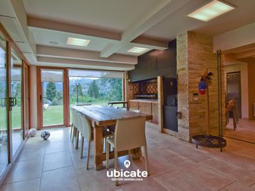 Hermosa casa en venta en Arelauquen