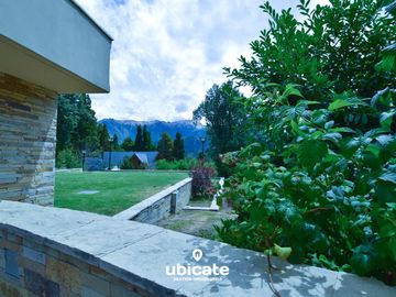 Hermosa casa en venta en Arelauquen