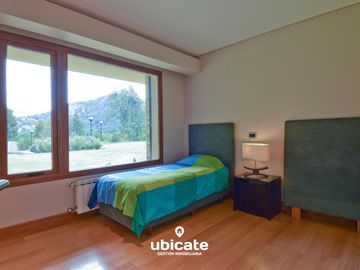 Hermosa casa en venta en Arelauquen