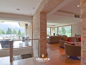 Hermosa casa en venta en Arelauquen
