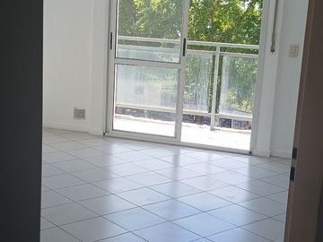 Departamento Monoambiente balcón al frente