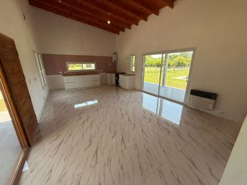 Casa - Barrio Los Pinos
