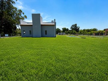 Casa - Barrio Los Pinos