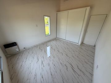 Casa - Barrio Los Pinos