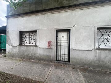 Casa en Aldo Bonzi a refaccionar - APTO CREDITO - 3 dormitorios